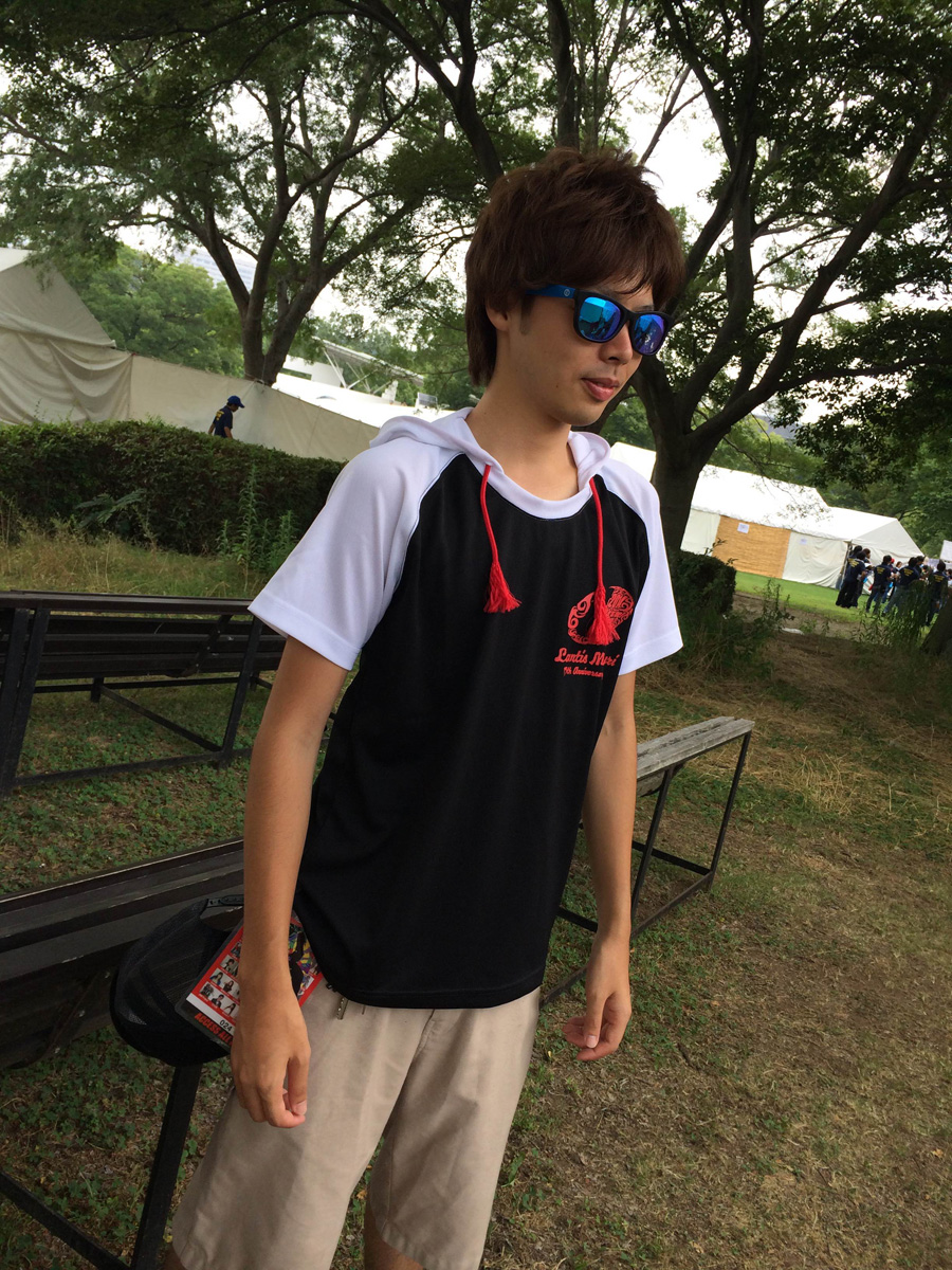 http://www.lantis.jp/15th/staffblog/IMG_0851.JPG